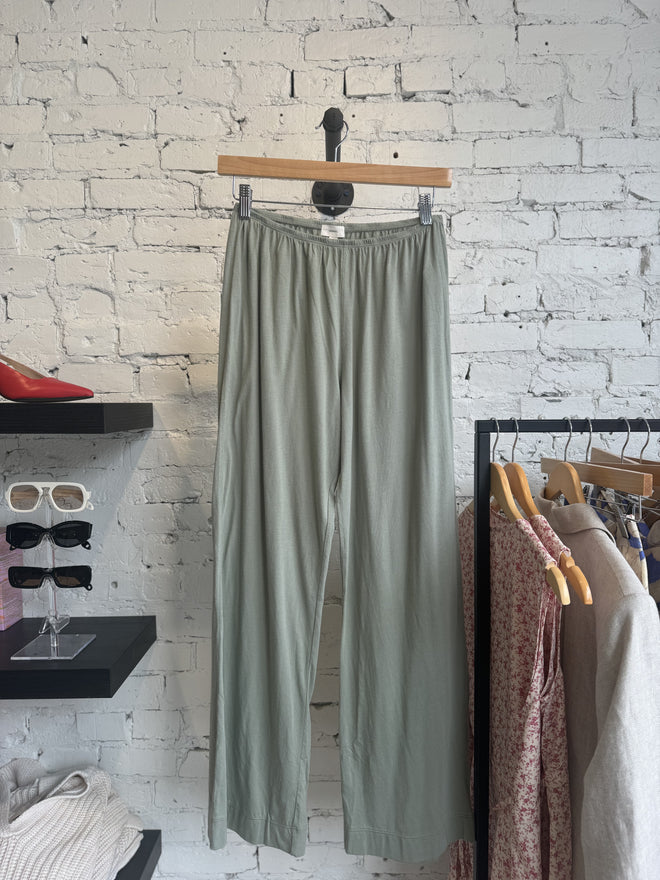 The Jersey Simple Crop Pant