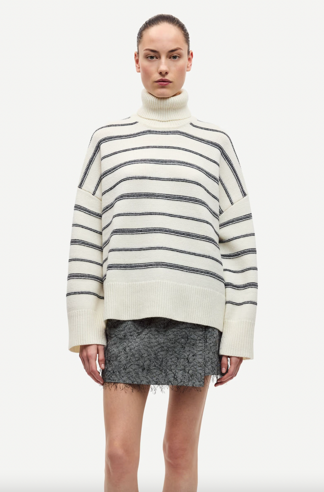 Sakeiku Stripe Turtleneck