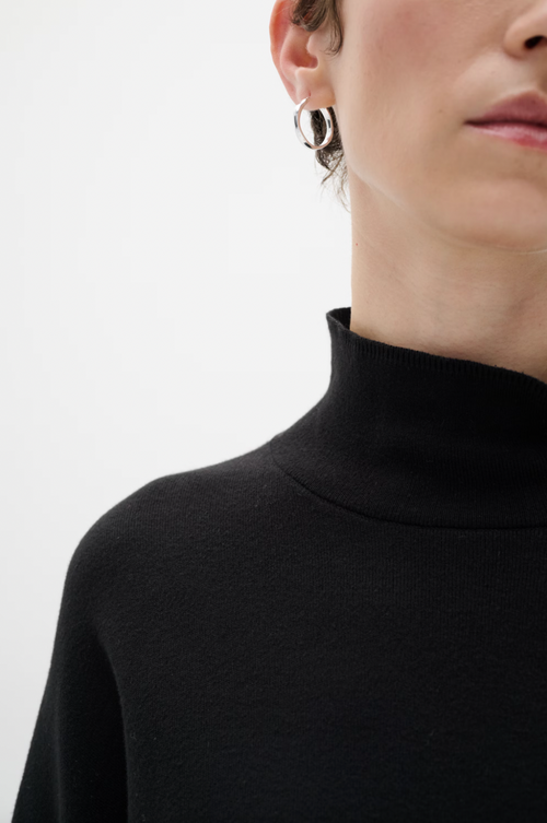 Tenley Turtleneck Black