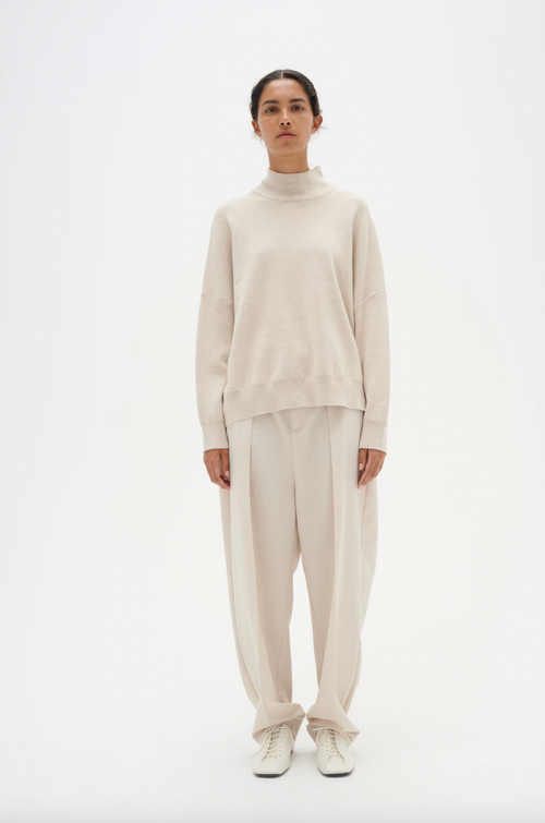 Tenley Turtleneck Simply Taupe