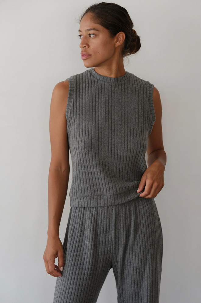 The Sweater Rib Shell - Charcoal