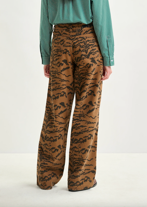 Impeccable Printed Jeans