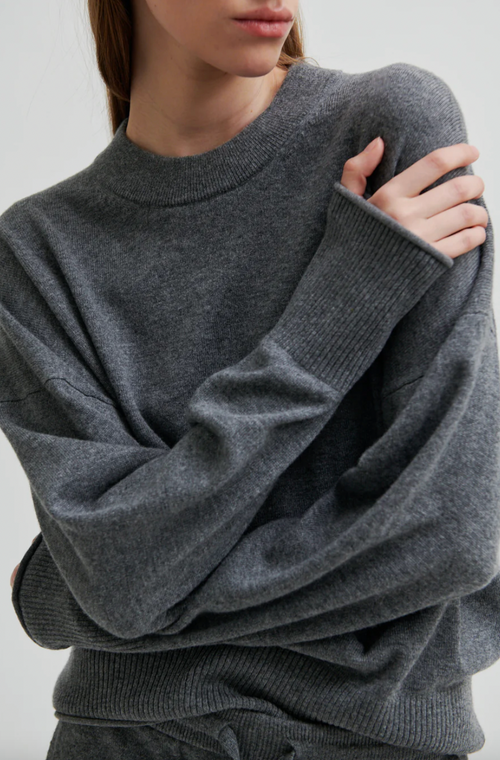 Calm Knit O-Neck