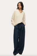 Tilda V-Neck
