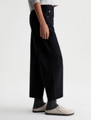 Hattie Super Black